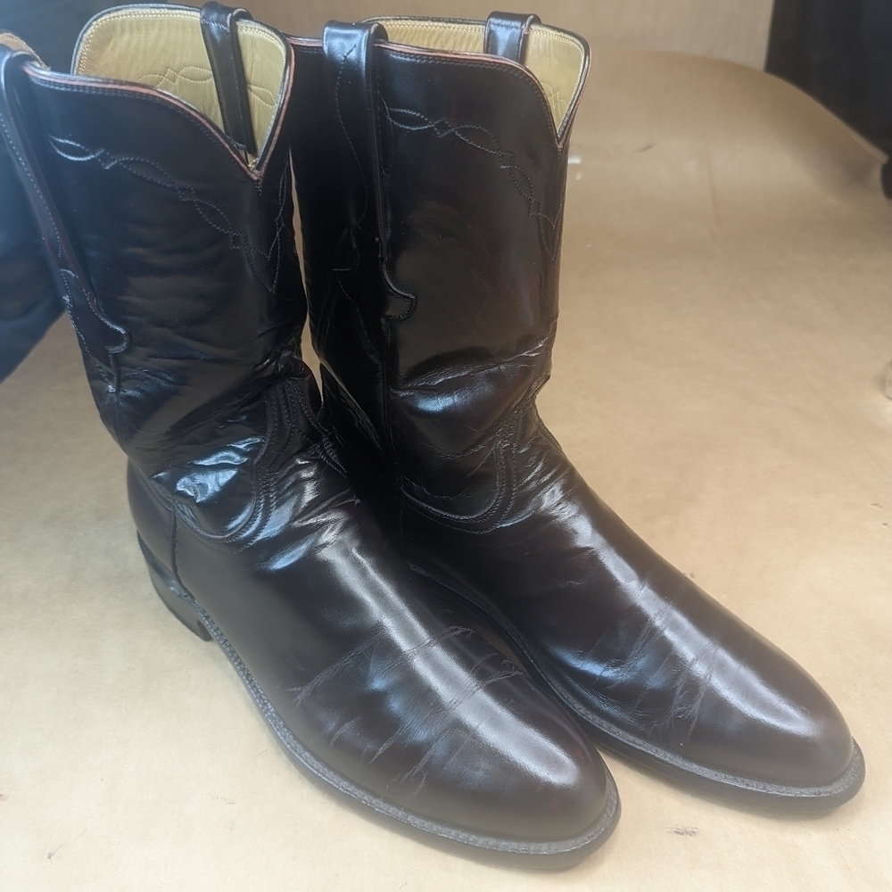 Lucchese Classics men's size 10.5B black cherry leather classic Western cowboy b